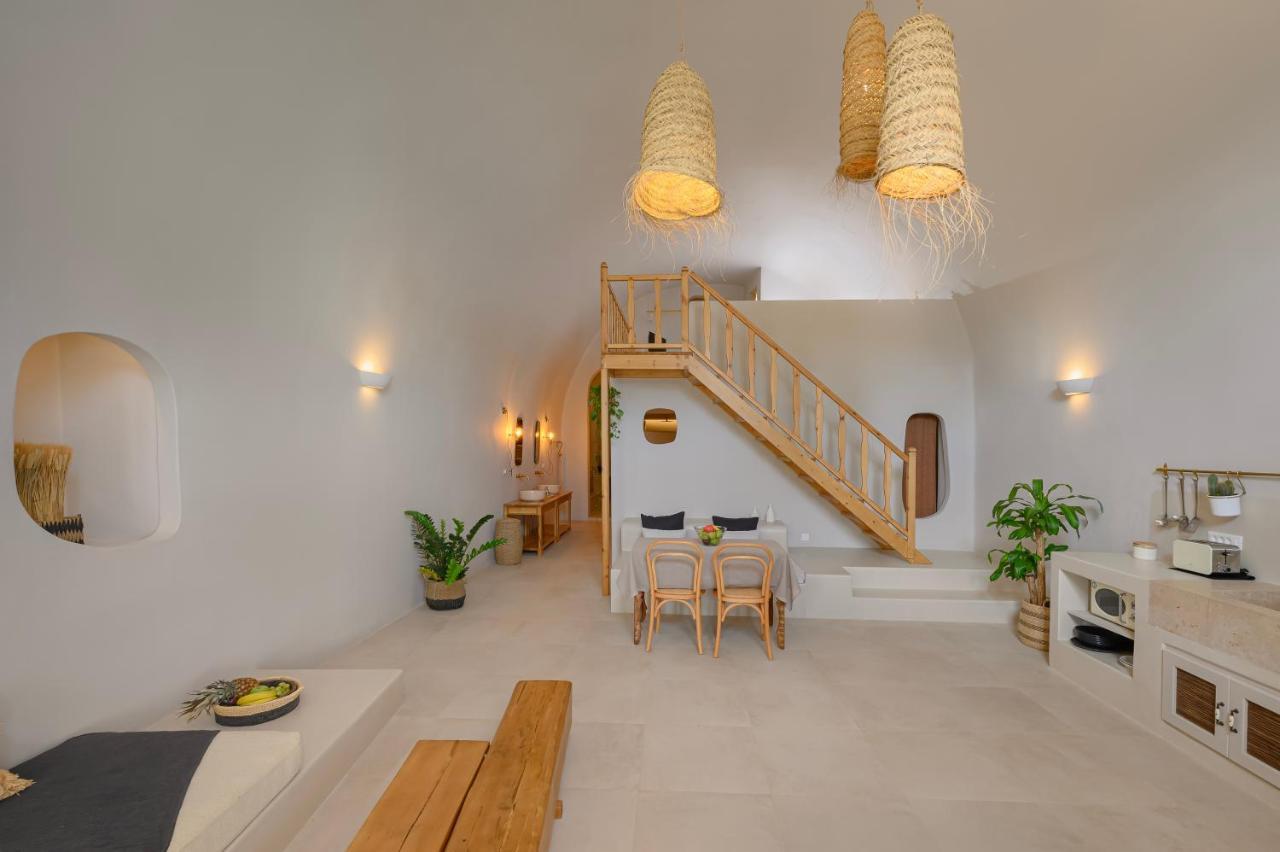 Elements Cave Suites Мегалохори Экстерьер фото