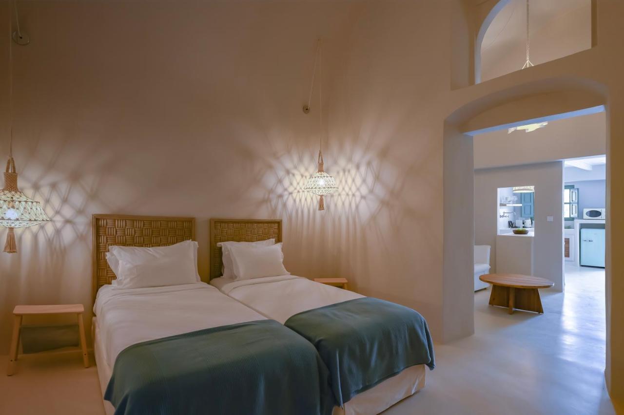 Elements Cave Suites Мегалохори Экстерьер фото