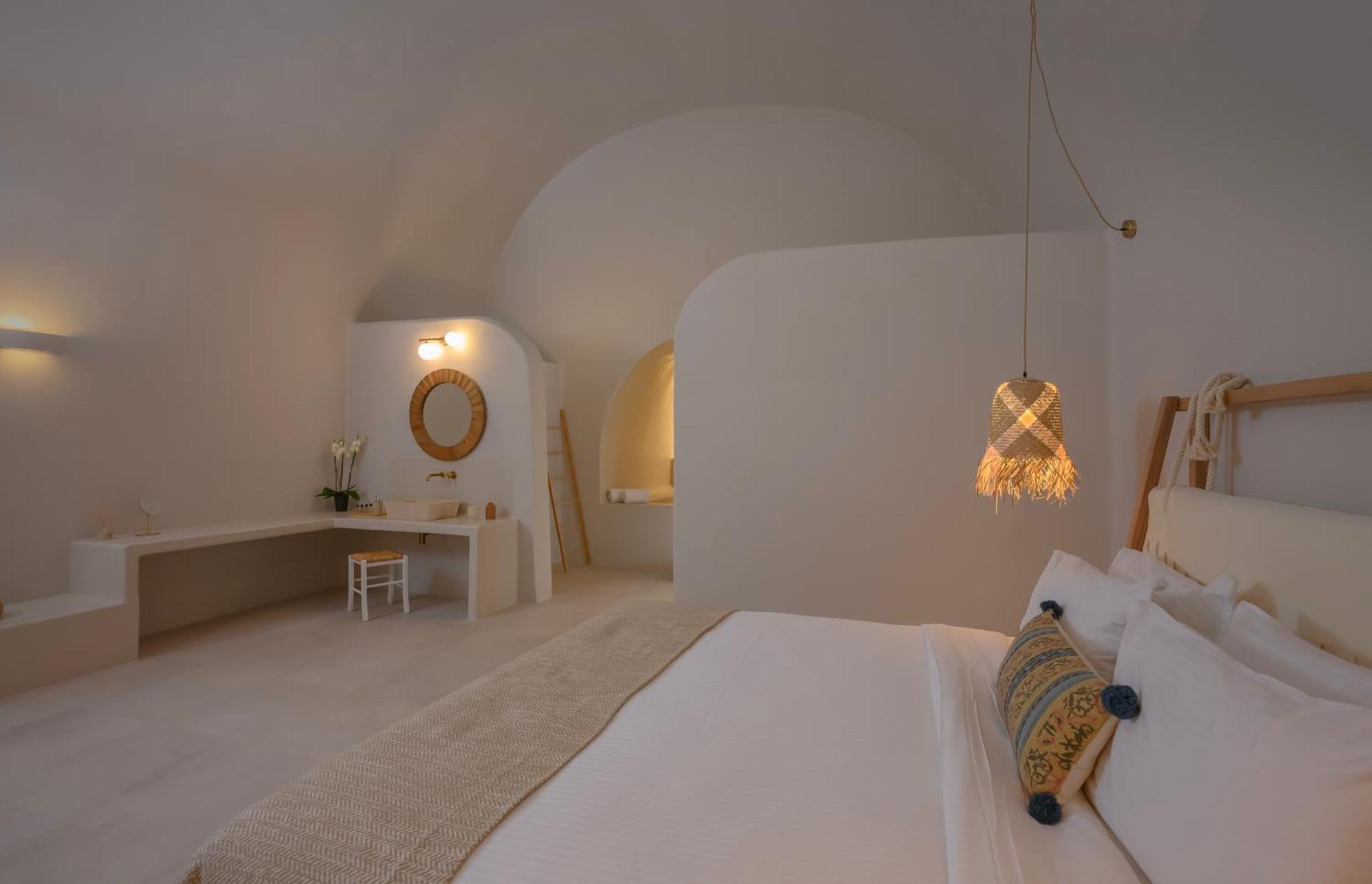 Elements Cave Suites Мегалохори Номер фото