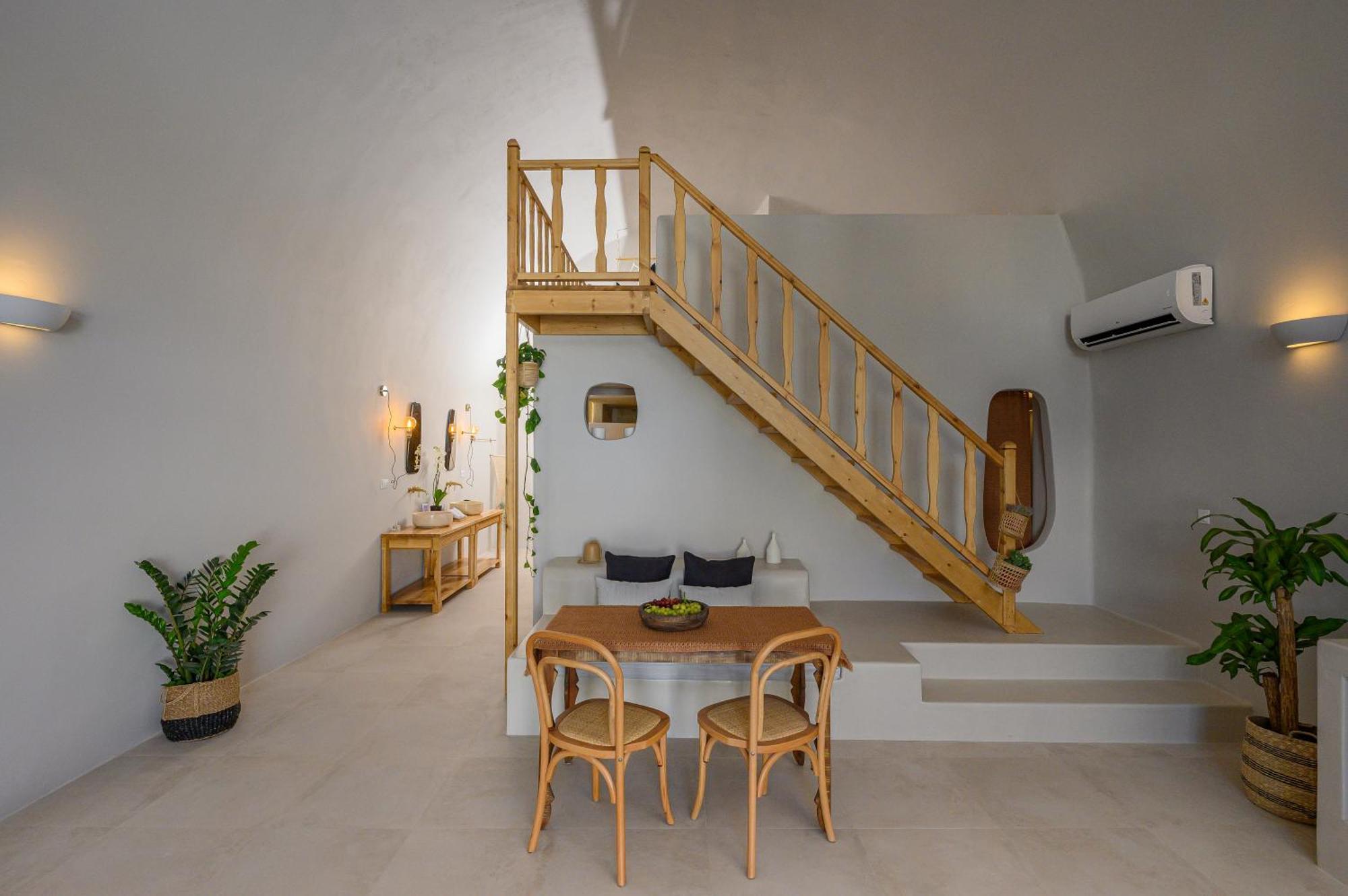 Elements Cave Suites Мегалохори Номер фото